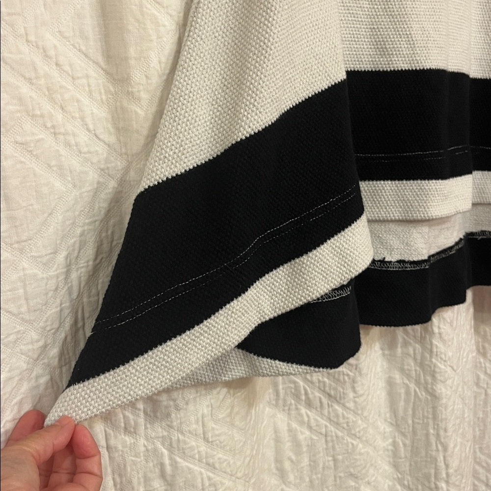 NWT Free People Walcott Sweatshirt - Picture 7 of 9